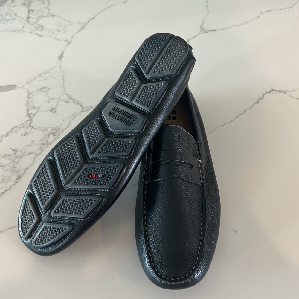 Johnston and Murphy black loafers - Picture 3 of 6